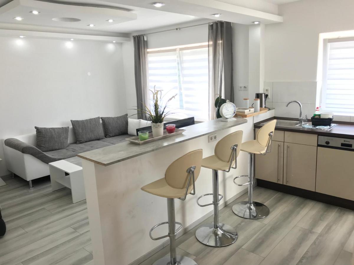 Aparts House - Balkon-Wifi-Kitchen Essen Eksteriør billede