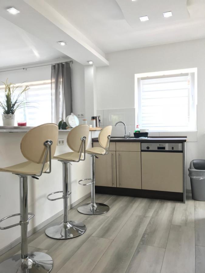 Aparts House - Balkon-Wifi-Kitchen Essen Eksteriør billede