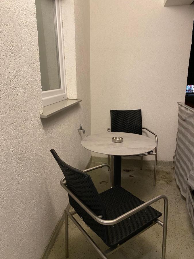 Aparts House - Balkon-Wifi-Kitchen Essen Eksteriør billede